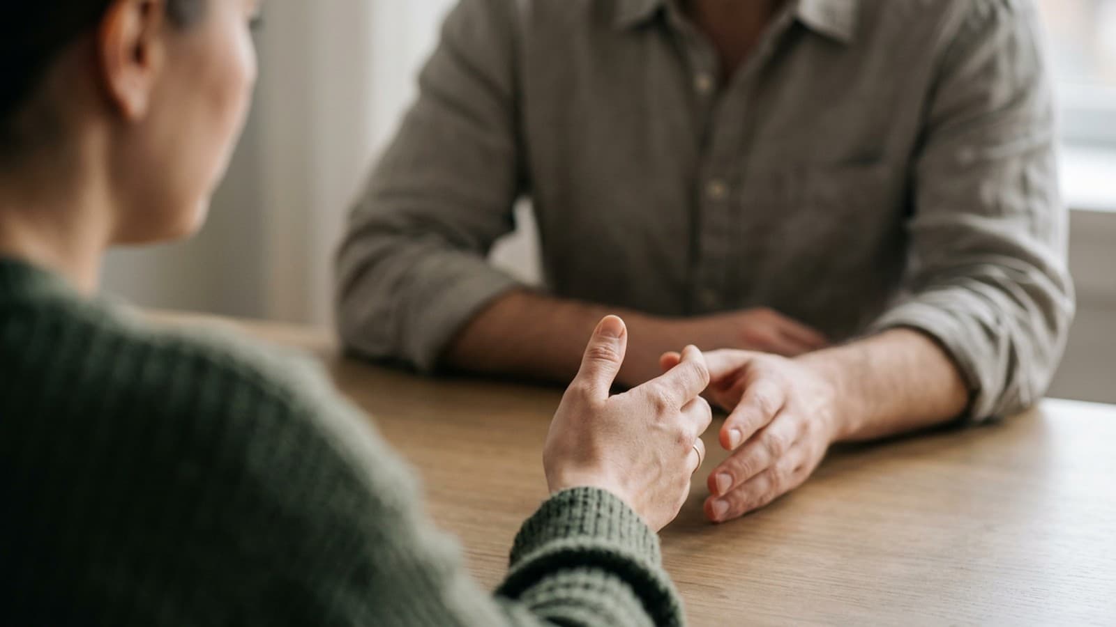 How to Reconnect After a Fight: Gottman-Backed Strategies for Couples